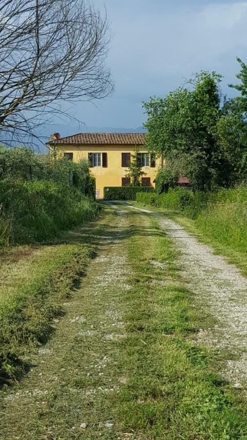 Casolare Al Dopolavoro Vila Lucca Exterior foto